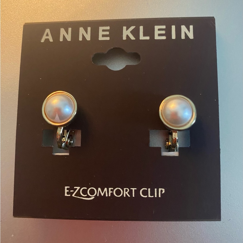 Anne Klein clip on earrings